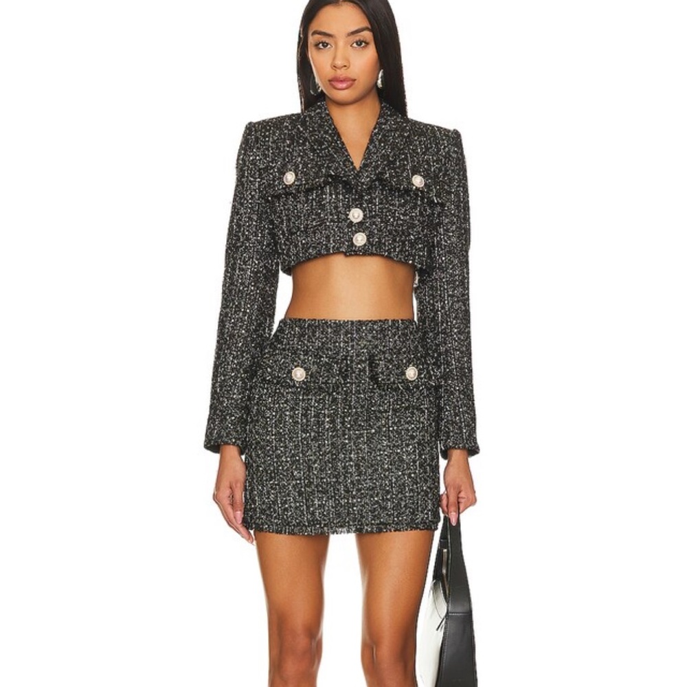 hillerma Jacket in Black
Camila Coelho